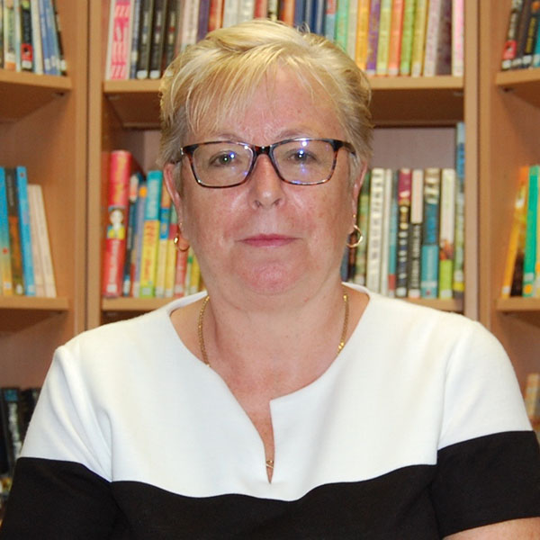 Mrs Jacqui Bradley